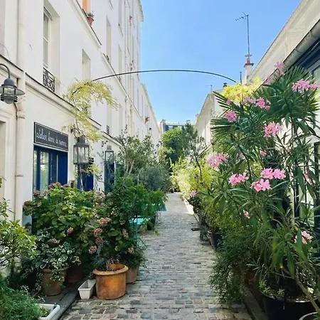 Bright Studio - Near Montmartre * Paris